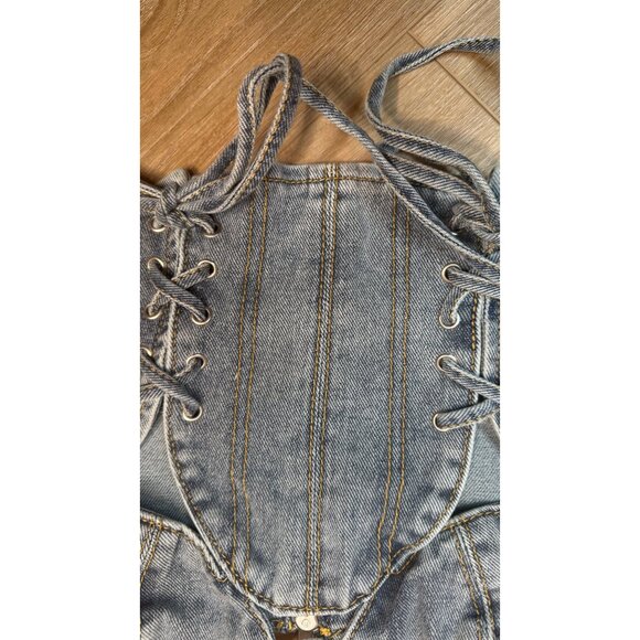 2/$30 NWT PrettyLittleThing Petite Size 6 Blue Denim Corset Top Lace-Up Sides - Picture 4 of 10